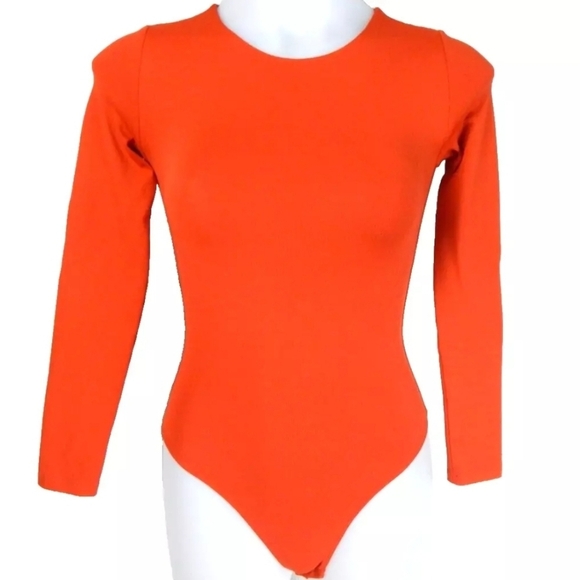 Babaton Aritzia Contour Crewneck Bodysuit - Picture 1 of 3